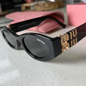Gafas de Sol Miu Miu Made in Italy
